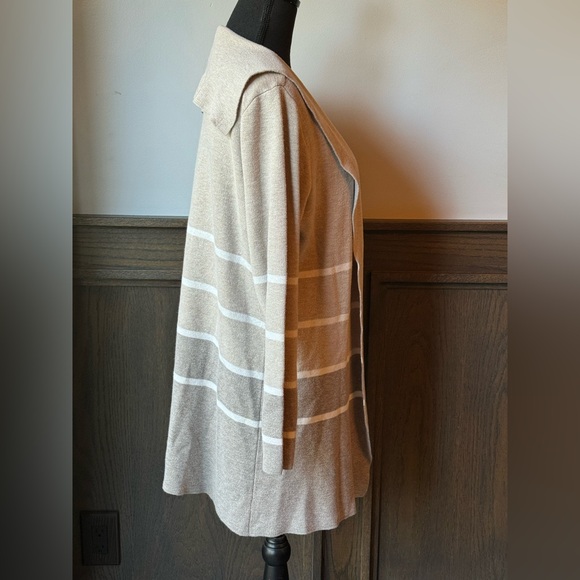 Apt. 9 Women's Light Tan Striped Cardigan large - Picture 4 of 6